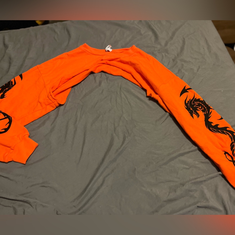 Half long sleeve sweater